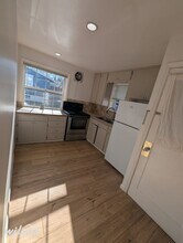 2132 Porter St in Enumclaw, WA - Building Photo - Building Photo