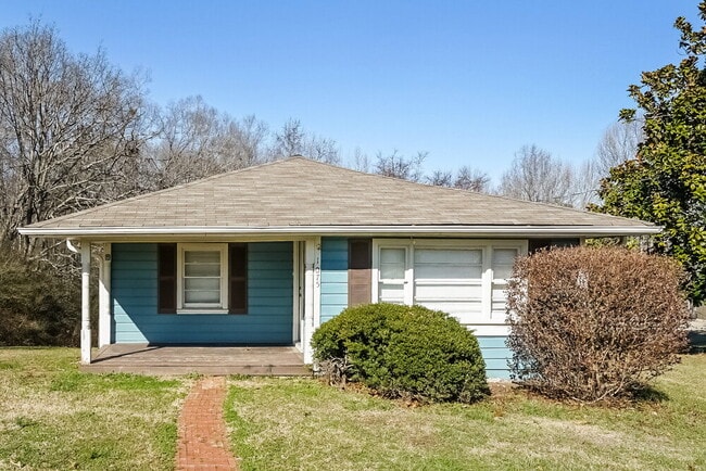 property at 1075 Nebo Rd