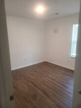 18224 Speculator Ln in Elgin, TX - Foto de edificio - Building Photo