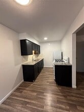 2701 Hemphill St in Fort Worth, TX - Building Photo - Building Photo