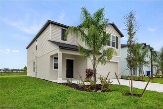4102 Lattuca Ln in North Fort Myers, FL - Building Photo - Building Photo
