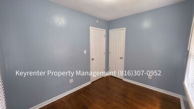 5910 Park Ave in Kansas City, MO - Building Photo - Building Photo