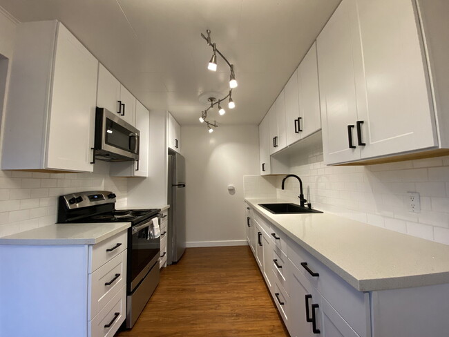 804 13th St in Bellingham, WA - Building Photo - Building Photo