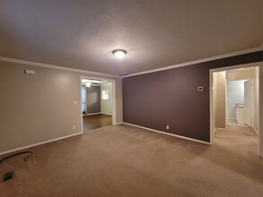 322 S 2nd St in Cottage Grove, OR - Building Photo - Building Photo