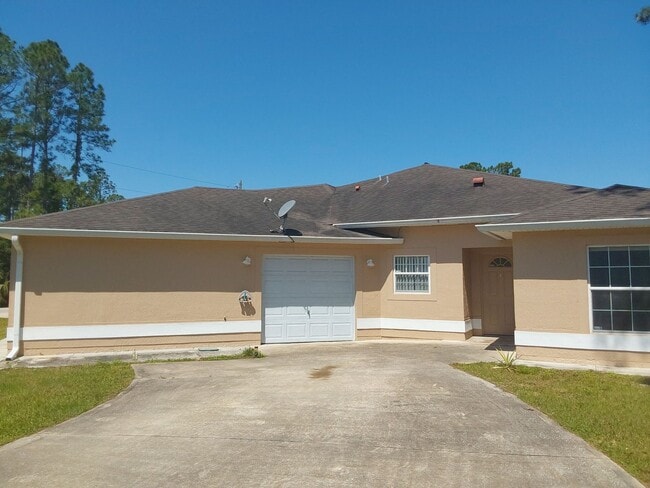 1 Ryarbor Dr in Palm Coast, FL - Building Photo - Building Photo