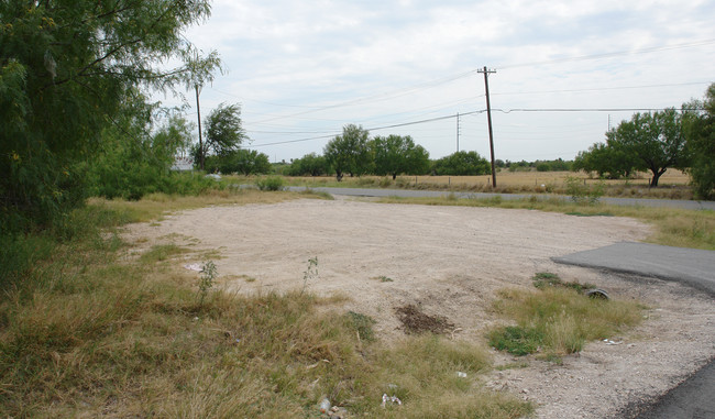 2008 Graham Ave in Mission, TX - Building Photo - Building Photo