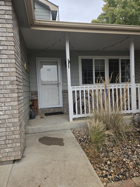 4137 Cotopaxi Dr in Loveland, CO - Building Photo