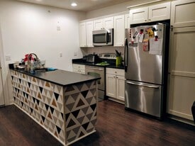 74 Elm St, Unit 5 in Danvers, MA - Building Photo