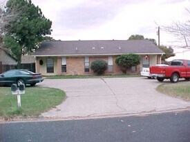 2435-2437 Colgate Cir in College Station, TX - Building Photo