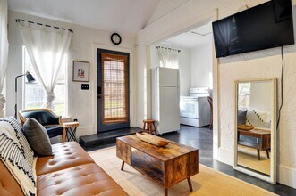 1707 Thomas Pl in Fort Worth, TX - Foto de edificio - Building Photo