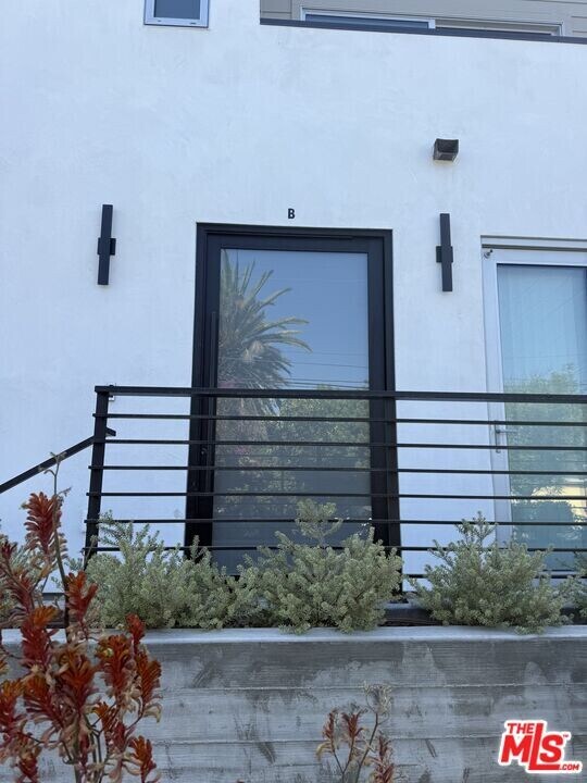 1900 20th St in Santa Monica, CA - Building Photo