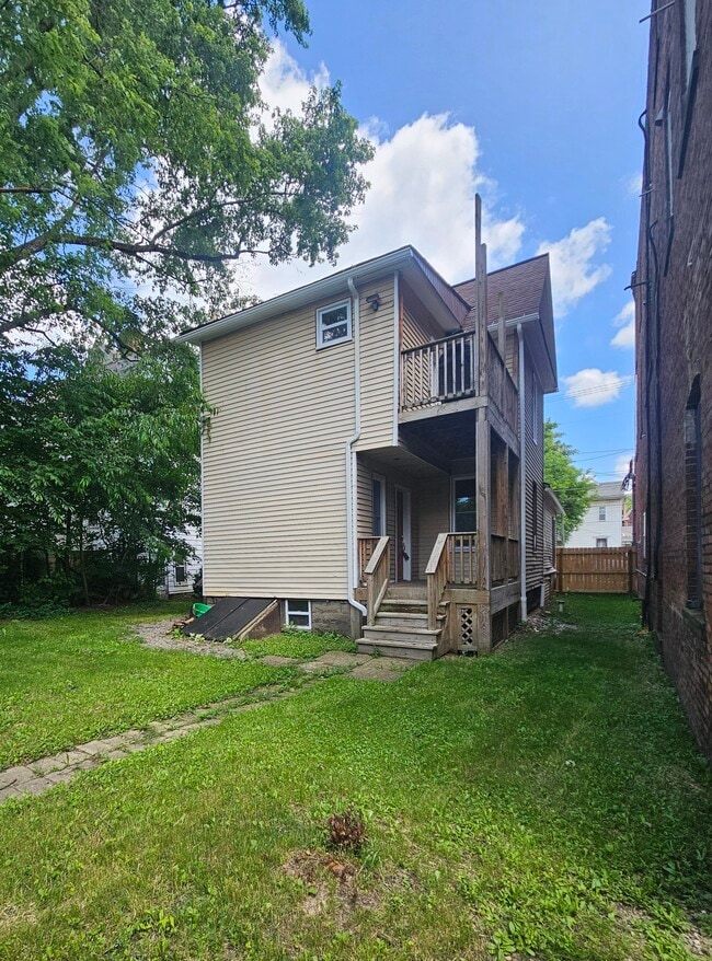 property at 621 New Castle Rd