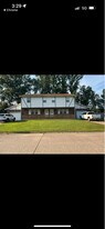 408 Bob Ct Dr in Evansville, IN - Building Photo