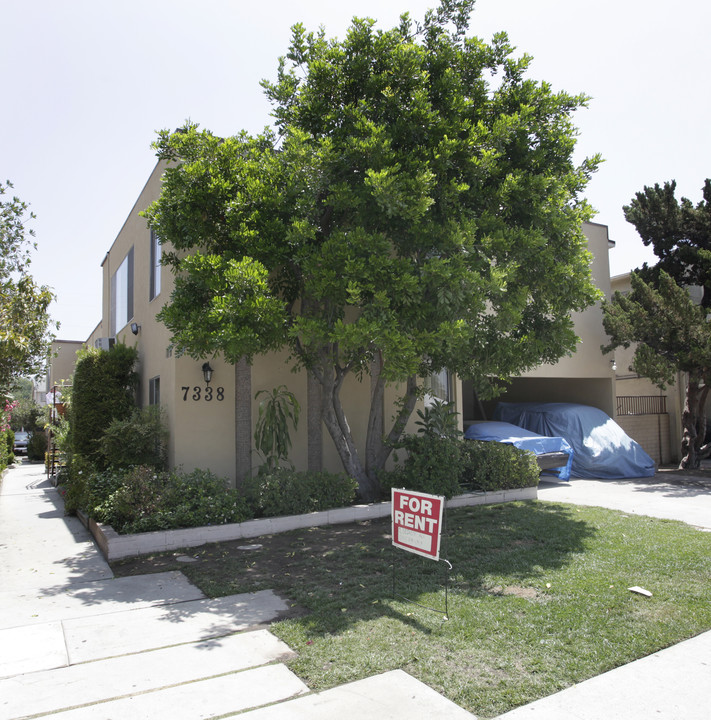 7338 Tujunga Ave in North Hollywood, CA - Building Photo