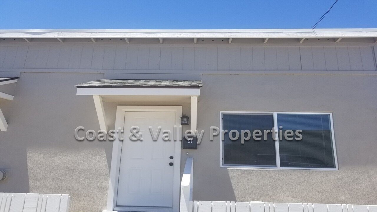 1-4 Villa St in Salinas, CA - Building Photo