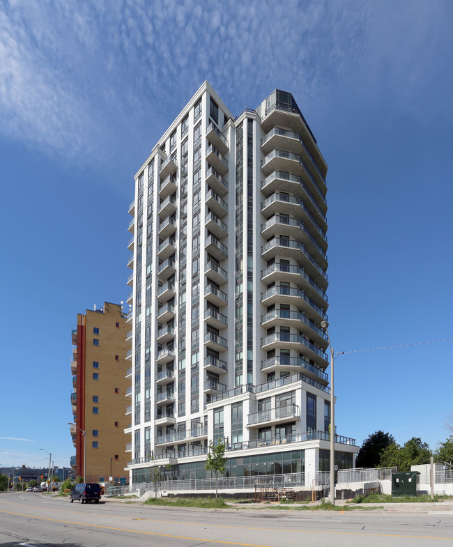 Lexington Residences By The Park in Toronto, ON - Building Photo - Building Photo