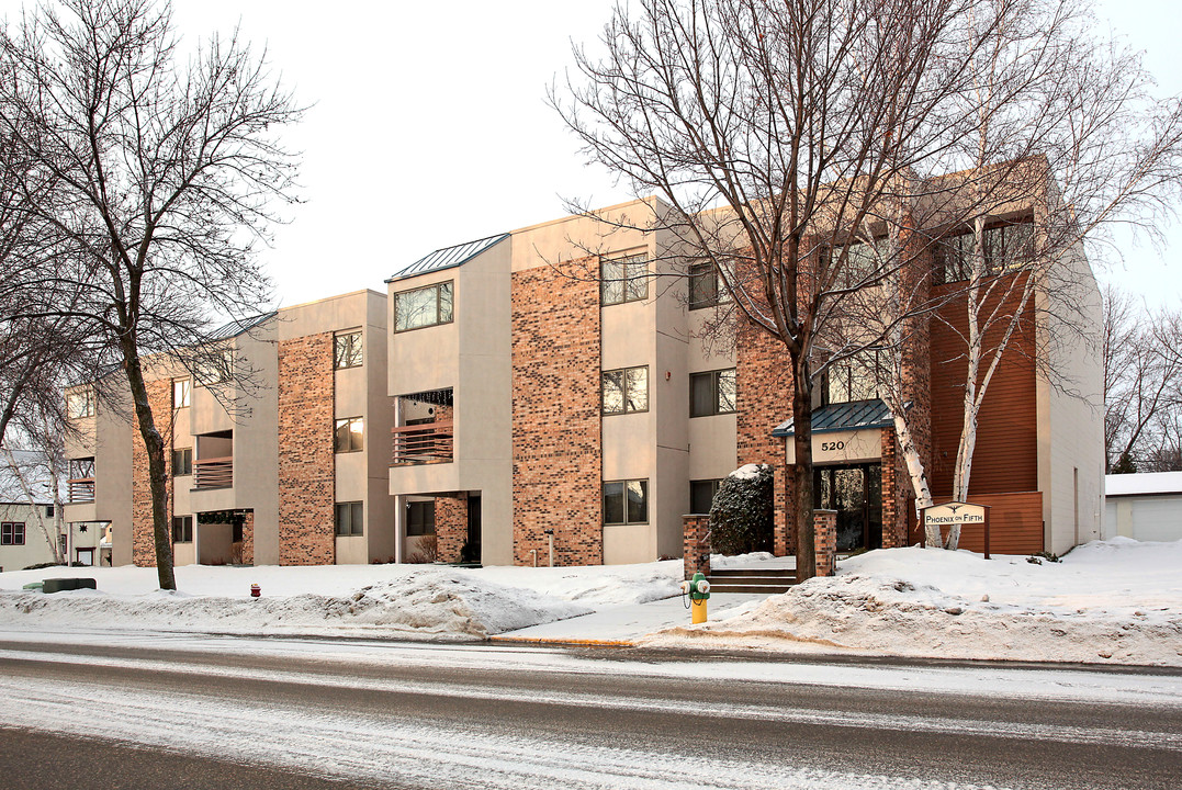 Phoenix On Fifth in Willmar, MN - Building Photo