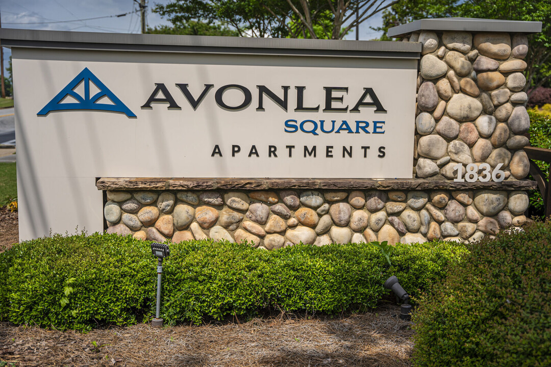 Avonlea Square in Smyrna, GA - Foto de edificio