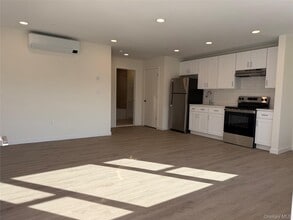 5 Colonial Dr in Wappingers Falls, NY - Building Photo - Building Photo