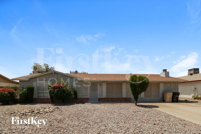 property at 10603 W Seldon Ln