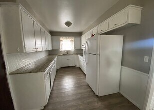 10104 Haverhill Pl in The Village, OK - Building Photo - Building Photo