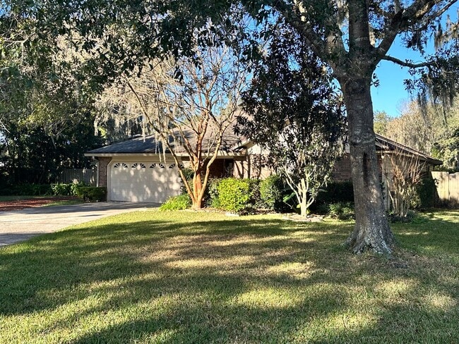 property at 4345 Gran Meadows Ln S