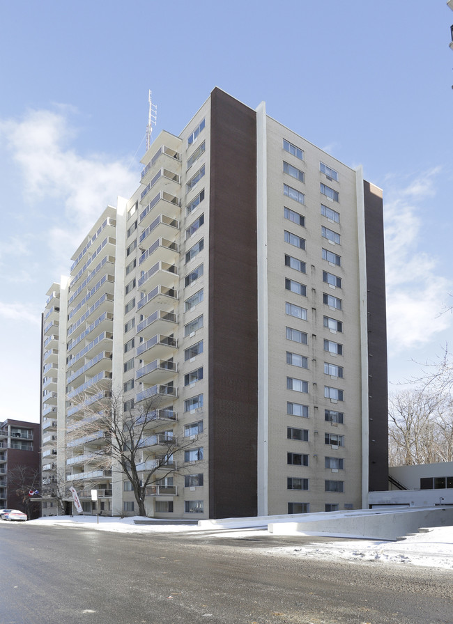 Le Président in Montréal, QC - Building Photo - Building Photo