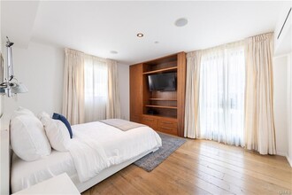 11 Marine Terrace in Santa Monica, CA - Building Photo - Building Photo