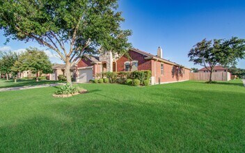 3243 Aegean Dr in Missouri City, TX - Building Photo - Building Photo