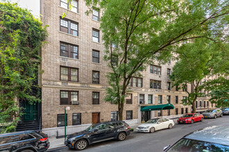 108 E 82nd St in New York, NY - Foto de edificio - Building Photo