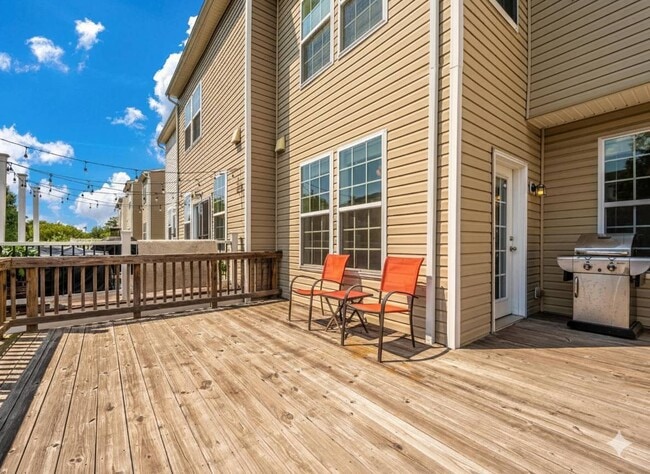 1104 Frontline Dr in Frederick, MD - Building Photo - Building Photo
