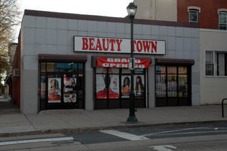 1511 Fairmount Ave in Philadelphia, PA - Foto de edificio - Building Photo