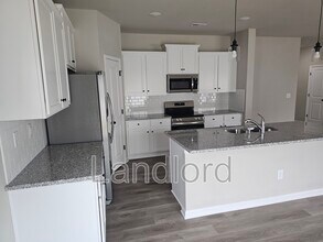 4220 Stoneygreen Ln in Charlotte, NC - Building Photo - Building Photo