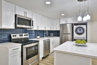 New Orleans Park Apartments in Secane, PA - Building Photo - Building Photo