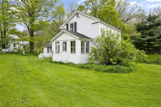 property at 445 Old 76 Rd