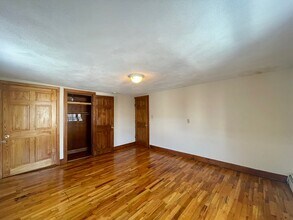 570 Somerville Ave, Unit A-1 in Somerville, MA - Building Photo - Building Photo