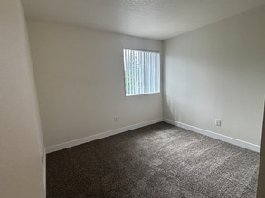17420 SW Shaw St in Beaverton, OR - Building Photo - Building Photo