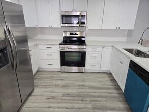 1091 Shawnee Trail in Winter Springs, FL - Building Photo - Building Photo