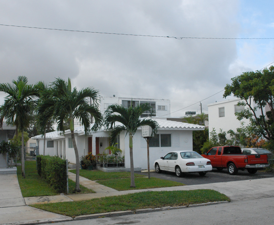 1934 Madison St in Hollywood, FL - Building Photo