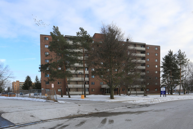 Grand Apartments in Kitchener, ON - Building Photo - Building Photo