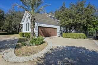 6615 Dogwood Creek Dr in Austin, TX - Building Photo - Building Photo