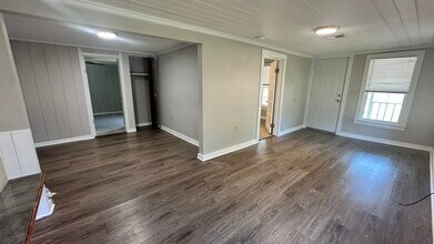 709 11th St in Defuniak Springs, FL - Building Photo - Building Photo