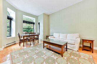 237 W Newton St in Boston, MA - Building Photo - Building Photo