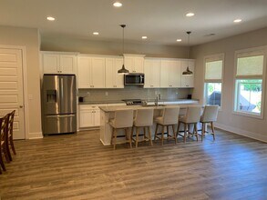 Owens Crossing Townhome in Auburn, AL - Foto de edificio - Building Photo