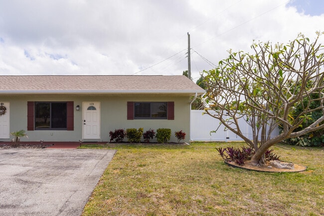 1680 Park St in Juno Beach, FL - Building Photo - Building Photo