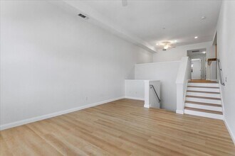 2857 Regatta Dr in Oakland, CA - Building Photo - Building Photo