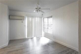 510 Elm Dr in Las Vegas, NV - Building Photo - Building Photo