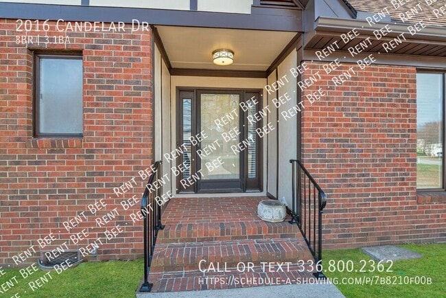 2016 Candelar Dr in High Point, NC - Building Photo - Building Photo