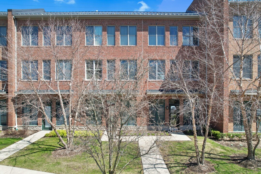 509 Lewis St in Birmingham, MI - Foto de edificio