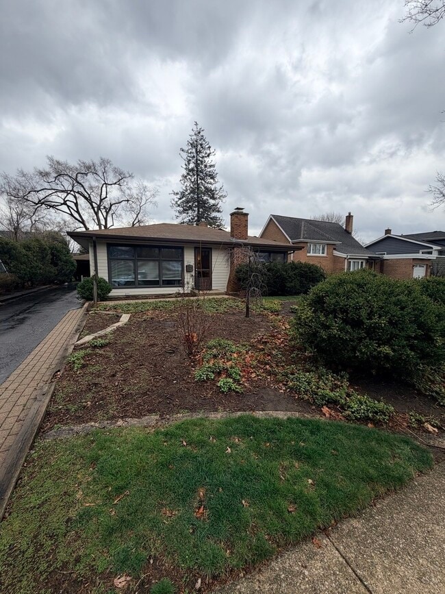 137 Richard Ave in Elmhurst, IL - Building Photo - Building Photo